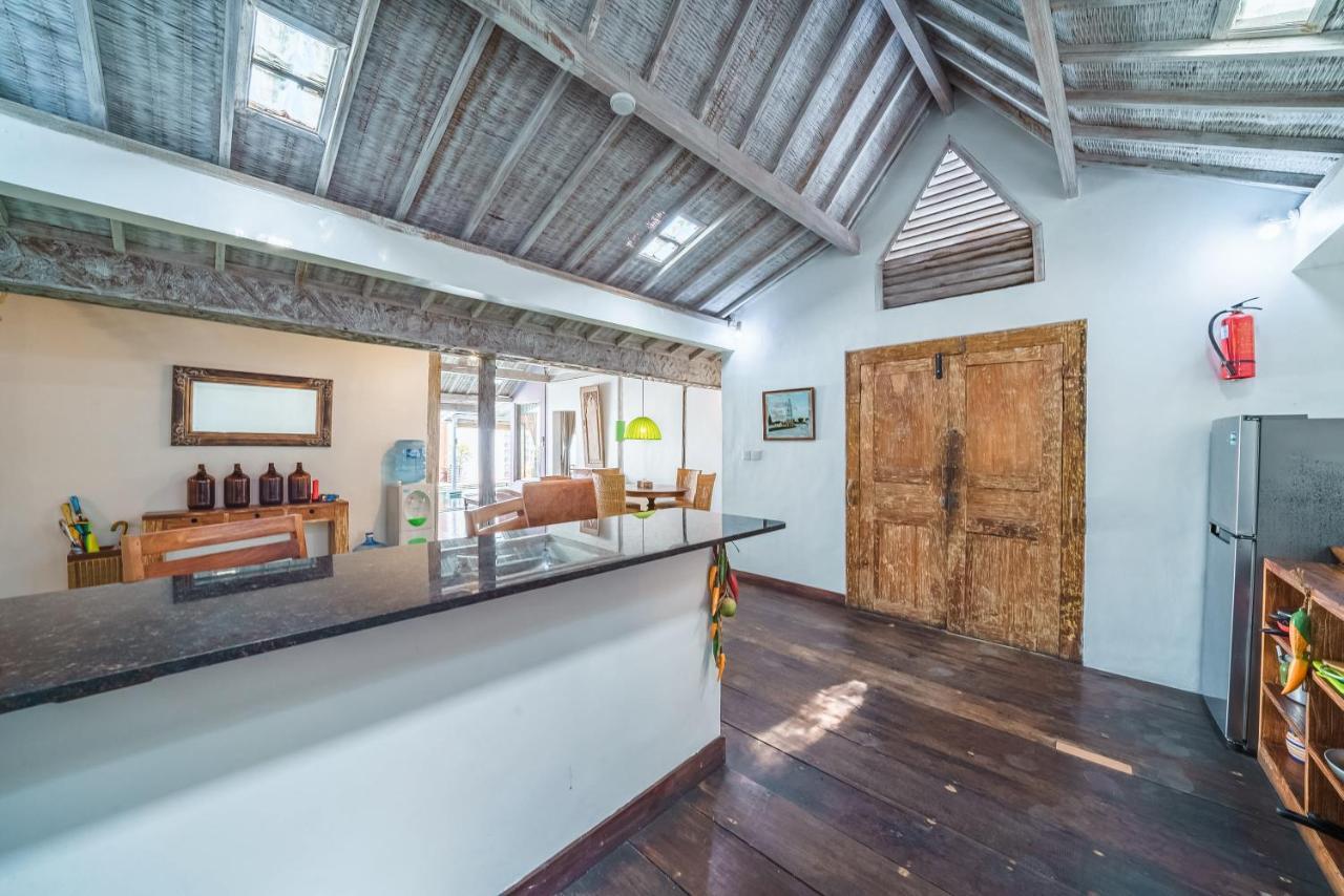 Villa West - Charming 2 Bdr In Oberoi - Perfect Location!